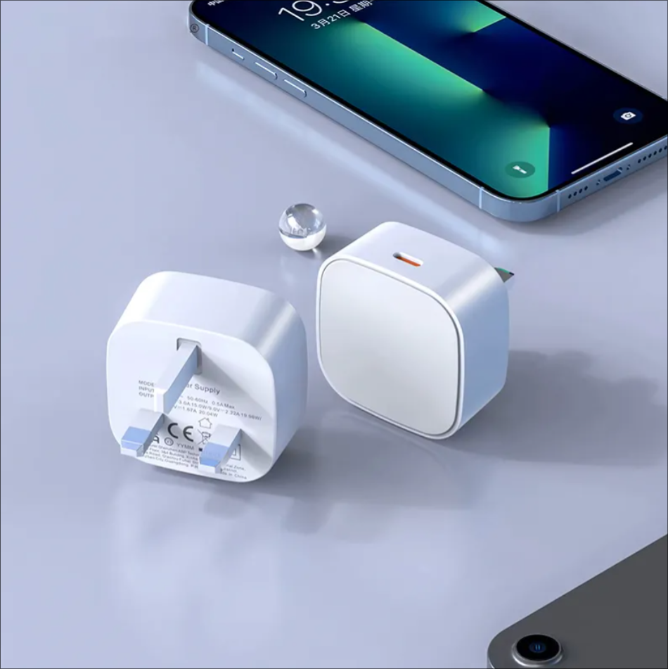 Adapter Charger Type C Wholesale UK Plug PD 20W Single C Chargers Adapters Fast Charging USB Type C Wall Adapter Plug