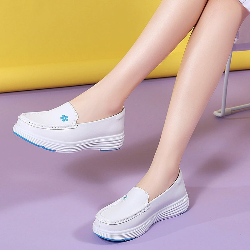 Nursing Shoes Female New Style Non Slip Breathable Hospital Nurse Shoes Comfort Thick Bottom Flat Heel White Shoes for Nurses