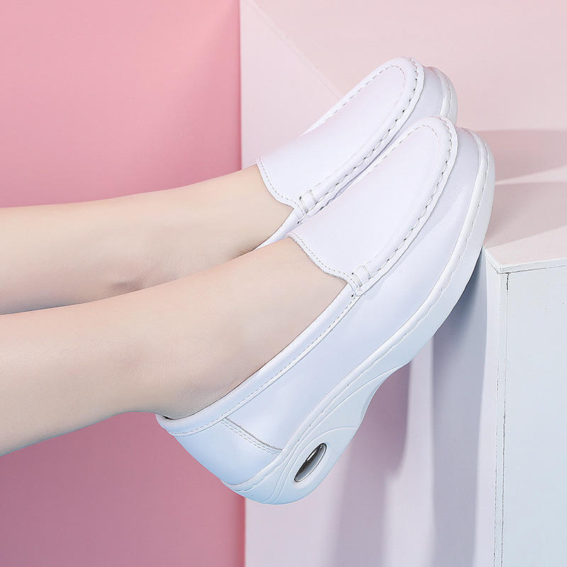 Wholesale Women's Scrubs Shoes for Hospital White Nurse Shoes with Round Toe Comfortable Anti-slip Work Shoe Daily Wear