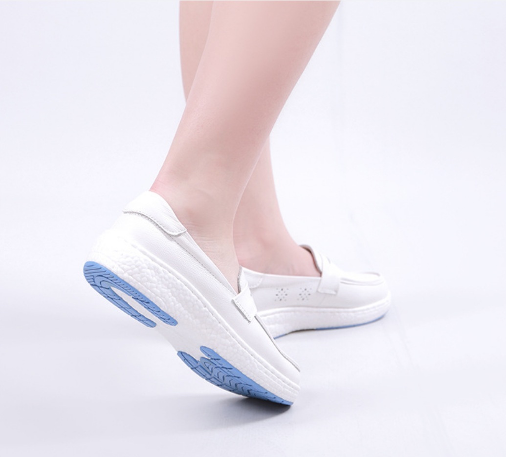 Casual White Genuine Leather Nurse Shoes for Women Comfortable and Breathable for Hospitals