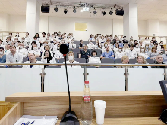 medical staff attending the meeting at the research institute of pulmonology