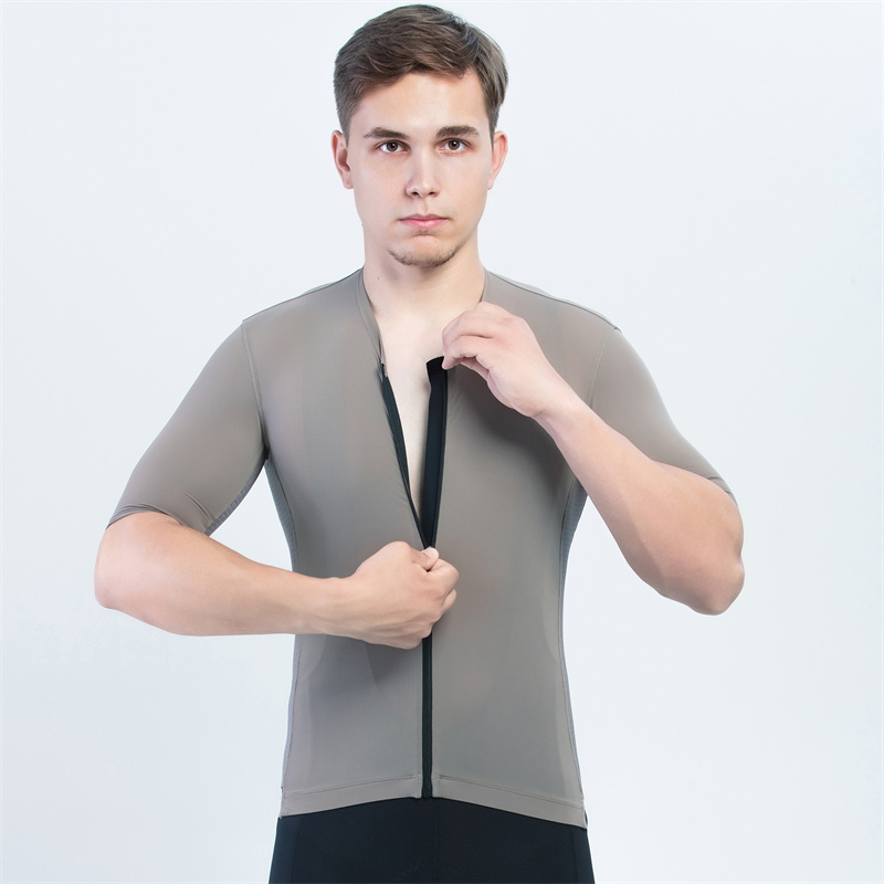 Factory Custom Lightweight Branded Logo Print Seamless Cycling Jerseys Bike Jersey for Men