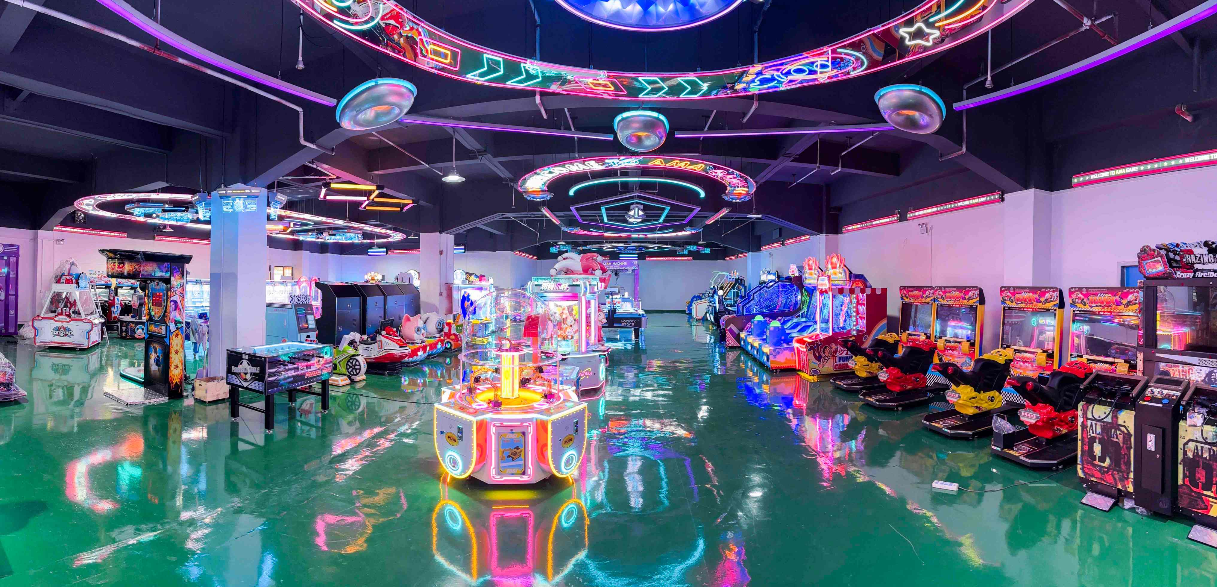 A corner of the ama amusement exhibition hall