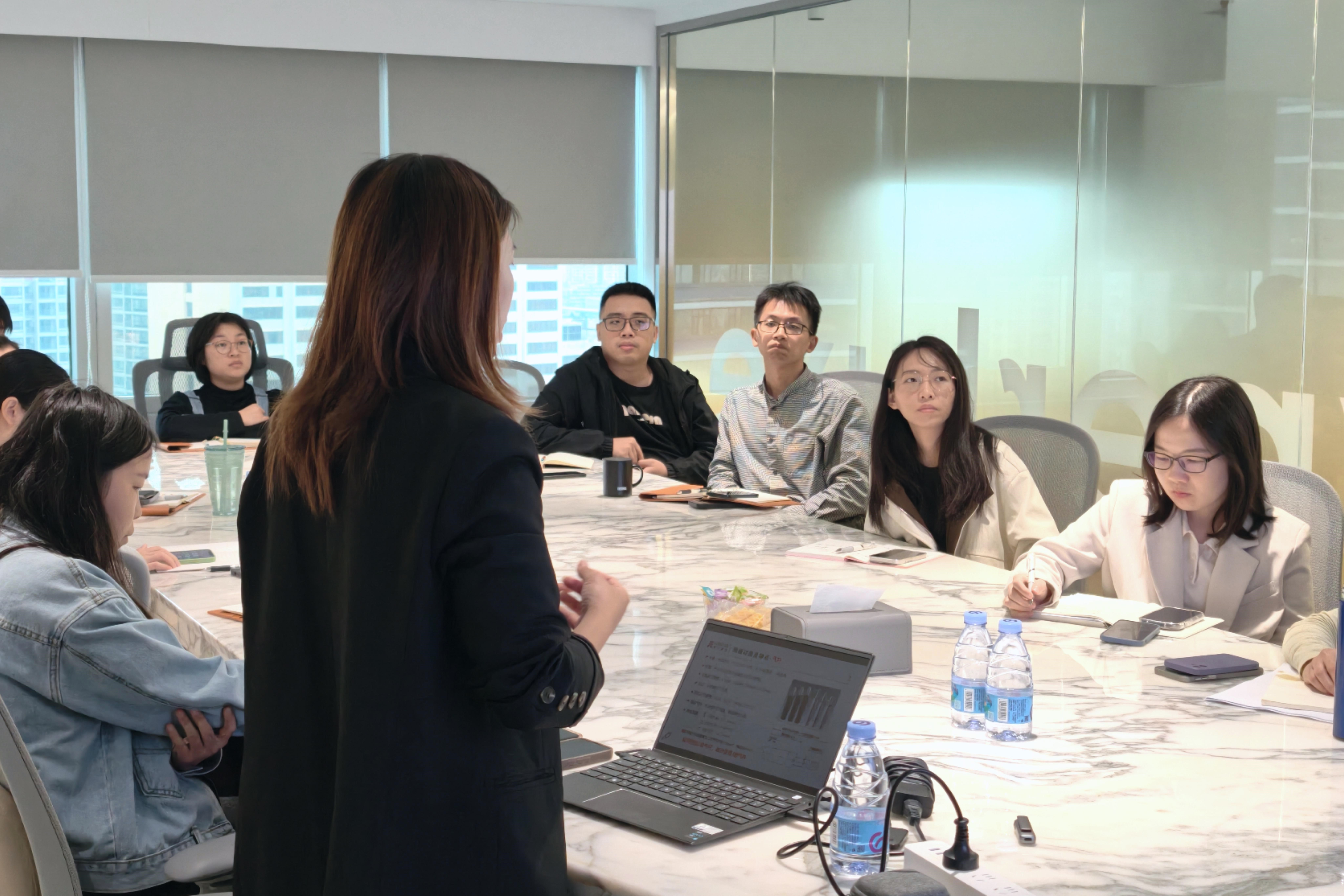SynerLuxe Team Conducts Specialized Training on New Material Flooring