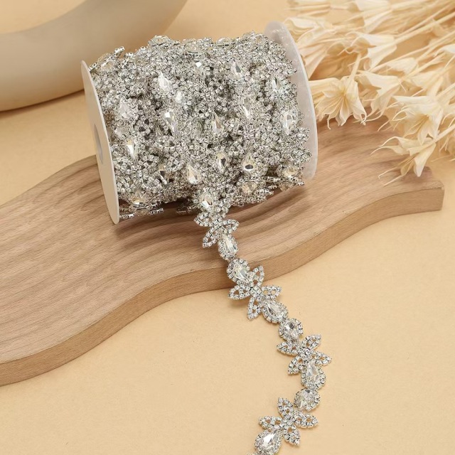 Crystal Fashion Diamond Fancy Chain