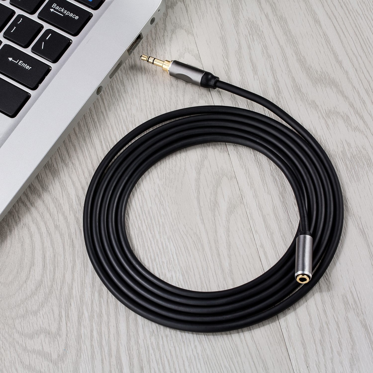 High-End 3.5mm Male to 3.5mm Female Extension Cable with Aluminum Shell - Premium Audio Extension for Home Theater, Hi-Fi Systems, and Professional Audio Setups