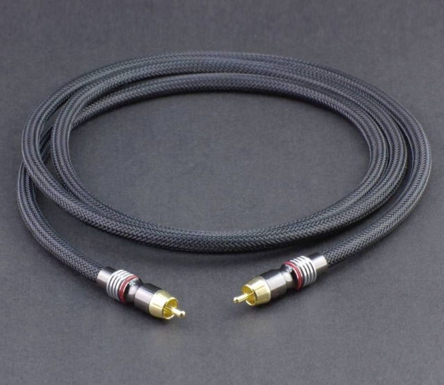 High-End RCA to RCA Subwoofer Cable with Nylon Sleeve - Premium Audio Cable for Home Theater, Hi-Fi Systems, and Professional Audio Setups