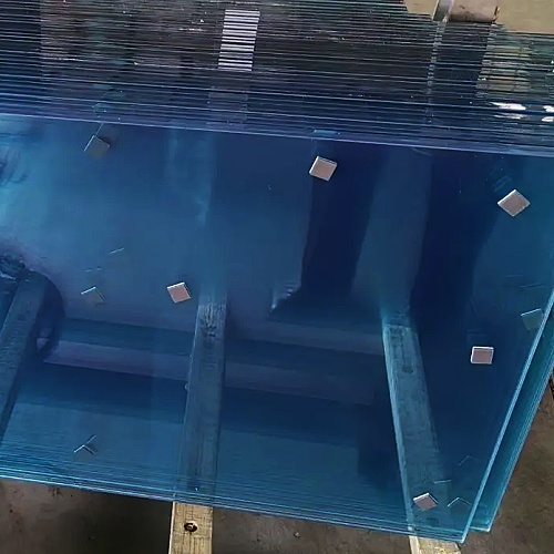 Color Laminated Glass