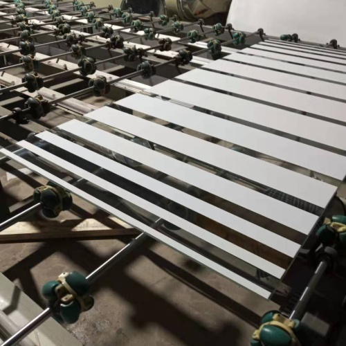 スクリーン印刷ガラス