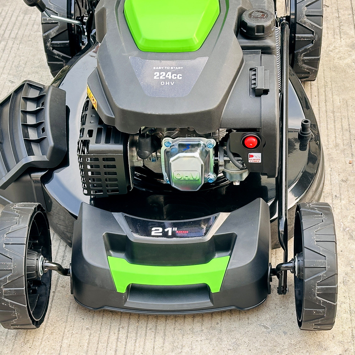 21-inch self-propelled gasoline-powered  Lawn Mower RZ53S-D224