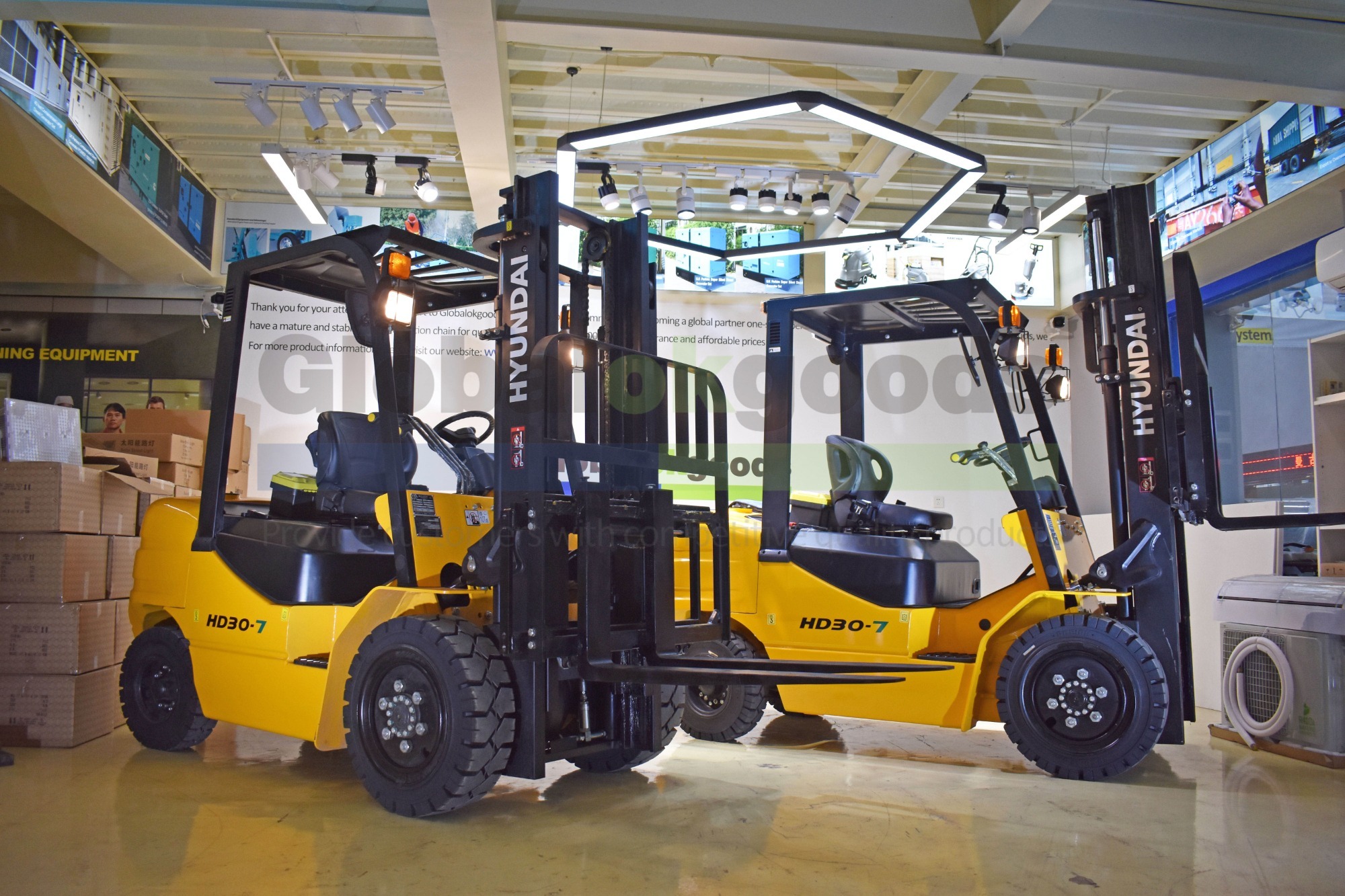 Original Korea Hyundai 3.0T High-quality Diesel Forklift (Optional Automatic Transmission)