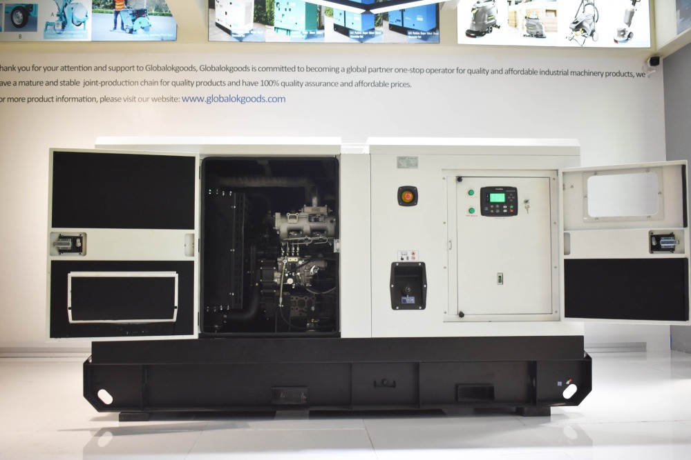 POWER:40KVA Japan HAMANディーゼル発電機 SUPER SILENT Diesel Generator