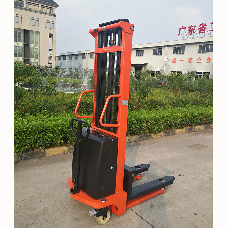 Montacarga Used Foklift Pallet Truck Semi-electric stacker