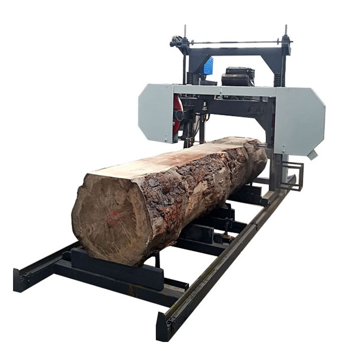 Computer Controlled Large Scale Horizontal Bandsaw Cutting Merbau Logs Into Decking Wood Boards