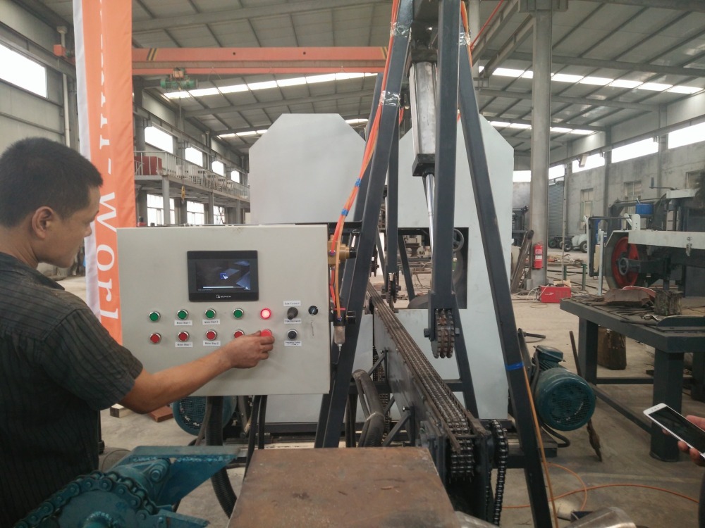 Twin vertical log cutting bandsaw mill