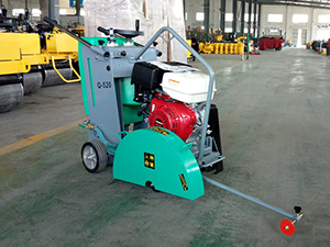 Concrete cutter Q420/Q520