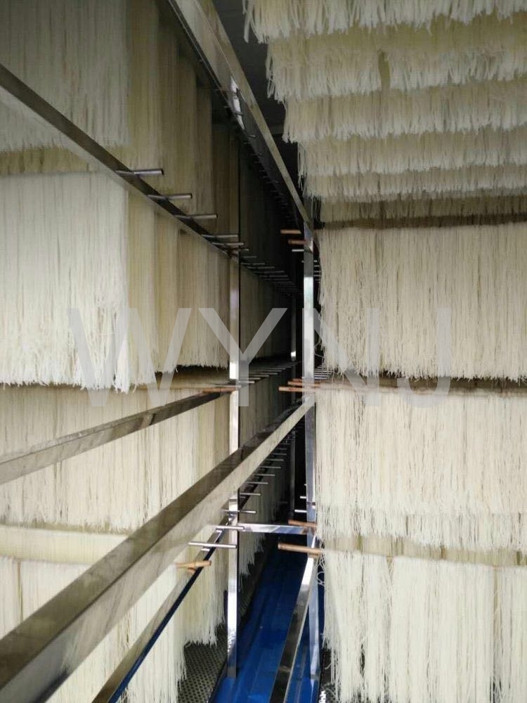 Industrial noodle dryer Heat Pump nutrient cereal flakes drying equipment