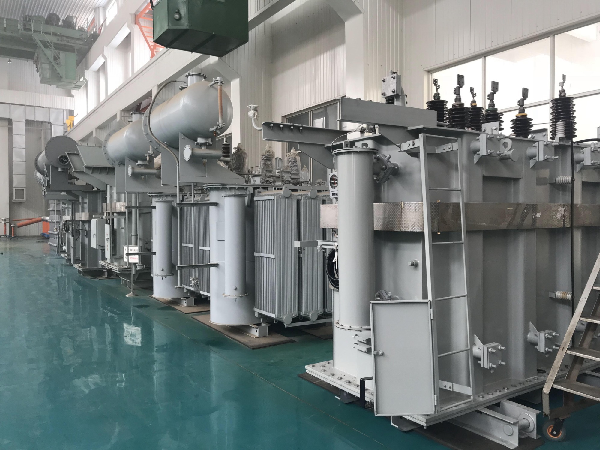 Customized high capacity three phase 33KV 35KV 5000KVA step down 220v to 110v oil immersed electric distribution transformer