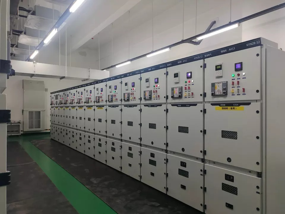 Standing Motor Control Center/MCC panel board /GCK electrical panel switchgear