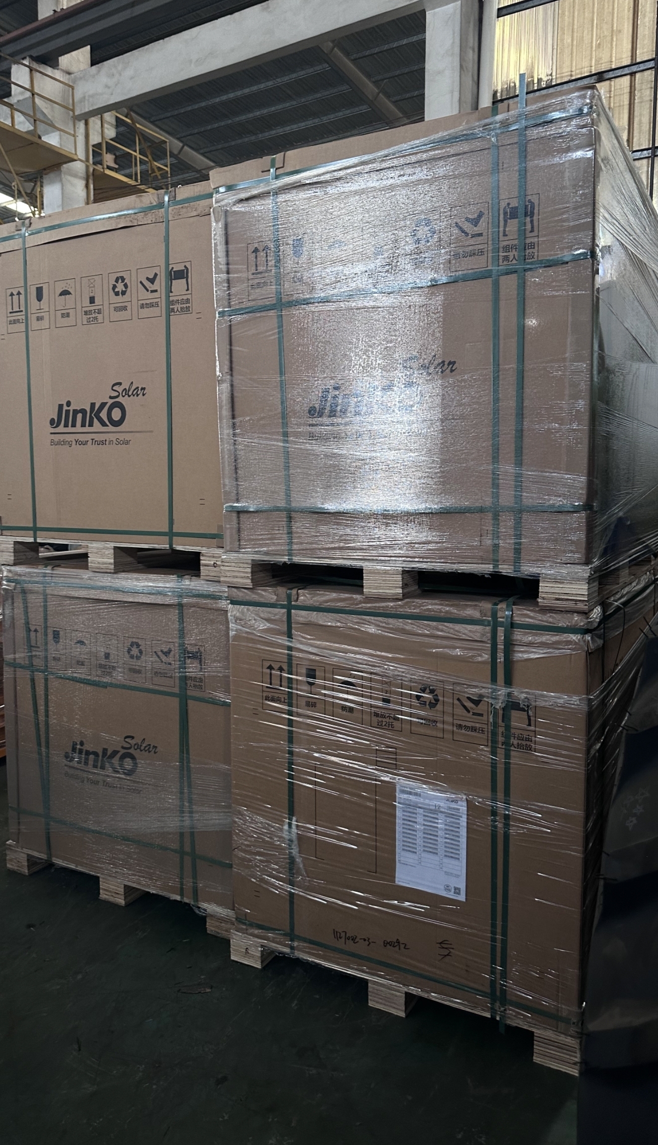 Genuine JinKO 590W Solar panel 100%POWER!