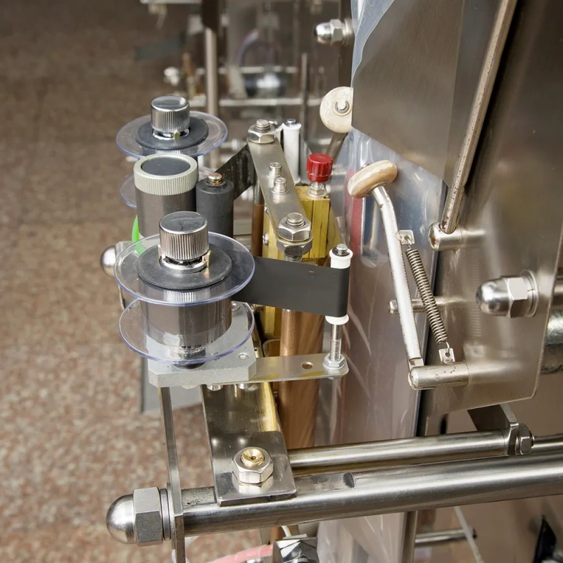 HP1000L-III Vertical Automatic Multi-function Liquid Bag Packing Machine for Honey