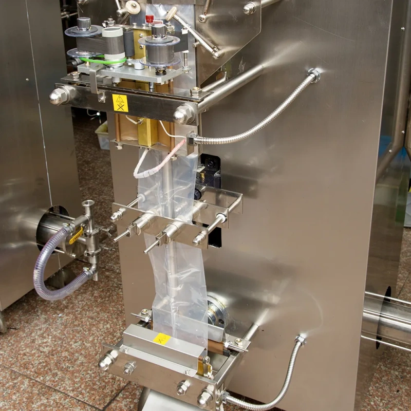HP1000L-III Vertical Automatic Multi-function Liquid Bag Packing Machine for Honey