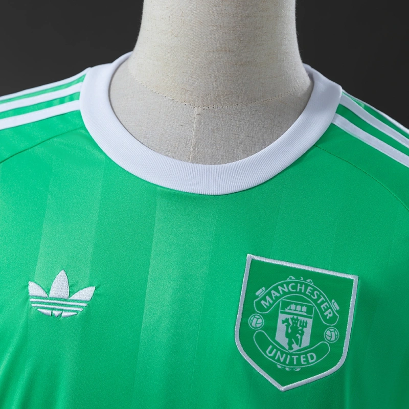 Manchester United 25/26 Third Goalkeeper Jersey Green
