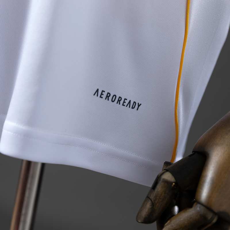 Real Madrid 25/26 home Jersey