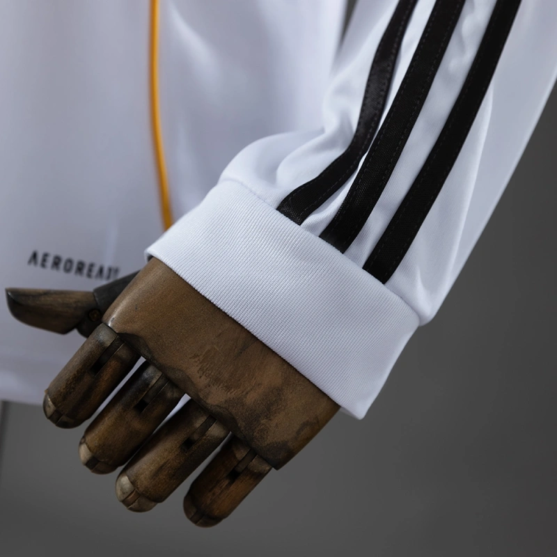 Real Madrid 25/26 Home Long Sleeve Jersey