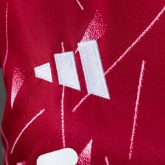 Liverpool 26/27 Home Womens Crop Jersey