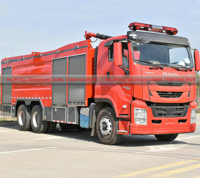 6x4 ISUZU GIGA Water Foam Dry Powder Fire Truck