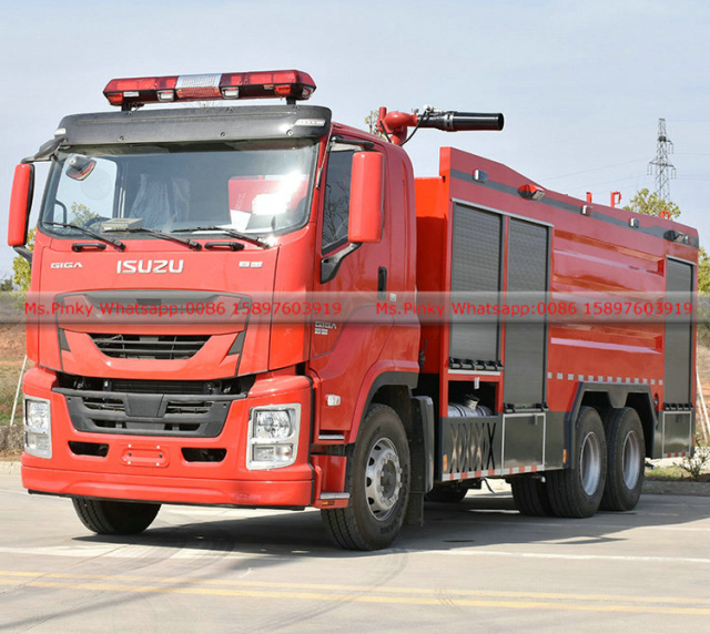 6x4 ISUZU GIGA Water Foam Dry Powder Fire Truck