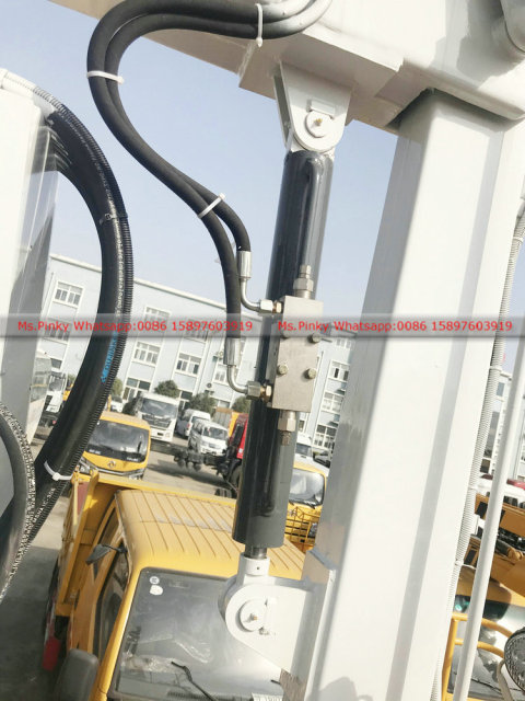 ISUZU FTR Manlift Truck 22m Folded Booms