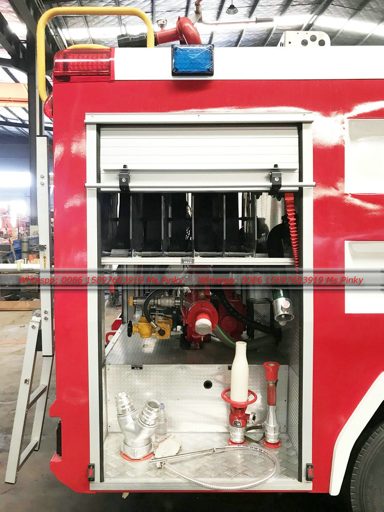 ISUZU 100P Water Tank Foam Fire Fighting Truck