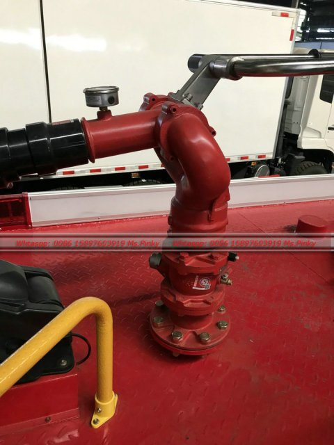 ISUZU 100P Water Tank Foam Fire Fighting Truck