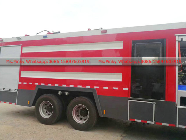 Heavy Duty ISUZU GIGA 8x4 Water Foam Fire Truck