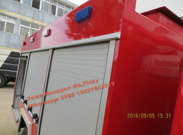 Mini Small ISUZU Water Tanker Fire Truck 98HP