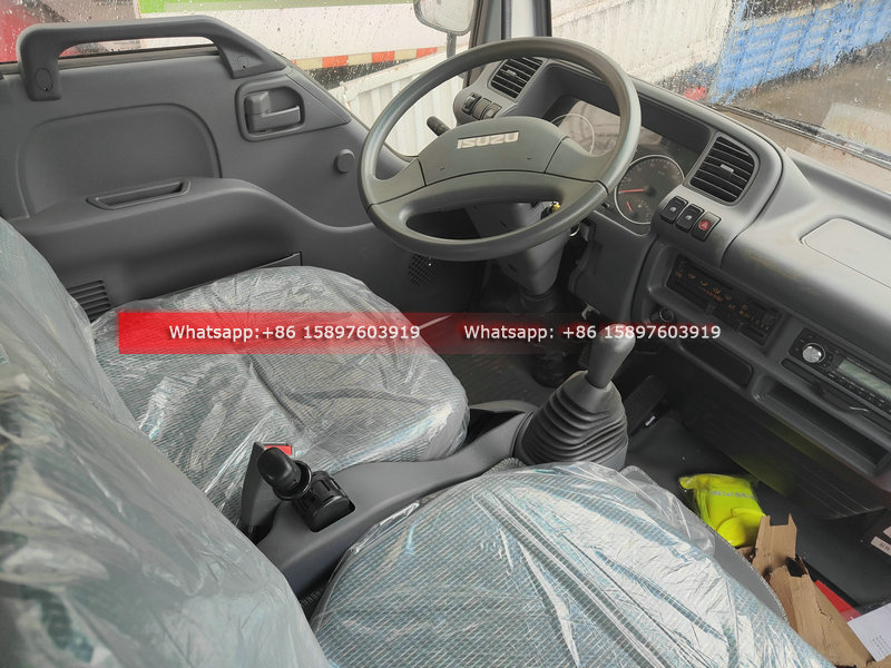 Customized All Wheel Drive 4WD 4x4 Small ISUZU Double Cabin Cargo Truck