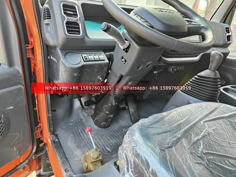 Small Light ISUZU Dump Truck 140HP Euro 6 Engine