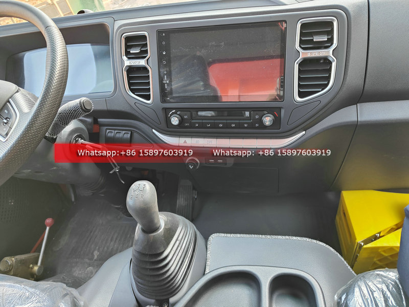 Small Light ISUZU Dump Truck 140HP Euro 6 Engine