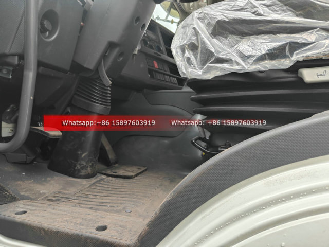 ISUZU GIGA VC66 4x2 Drive Cargo Lorry Truck 15Tons