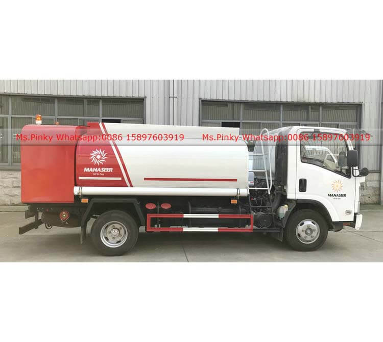 Small ISUZU KV100 Mobile Refueling Truck With Refueling Dispenser