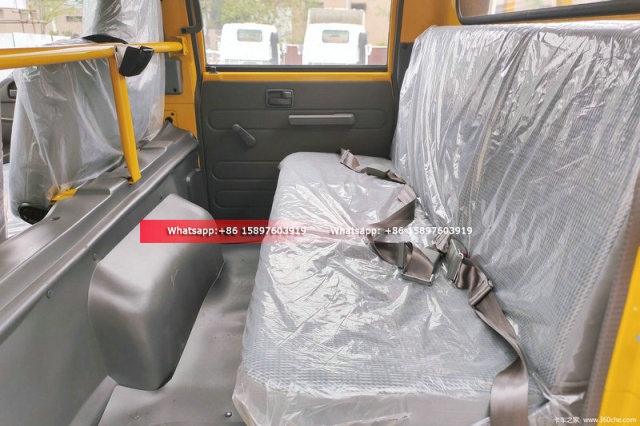 Brand New Small Light ISUZU ELF 100P 4KB 2.5L Double Cabin Flatbed Cargo Truck