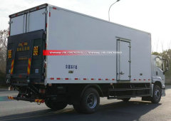 4x2 ISUZU GIGA 4X 205HP Refrigerated Truck 6.8meter Cold Room With 1.T to 1.5Tons Hydraulic Lifting Tail Gate