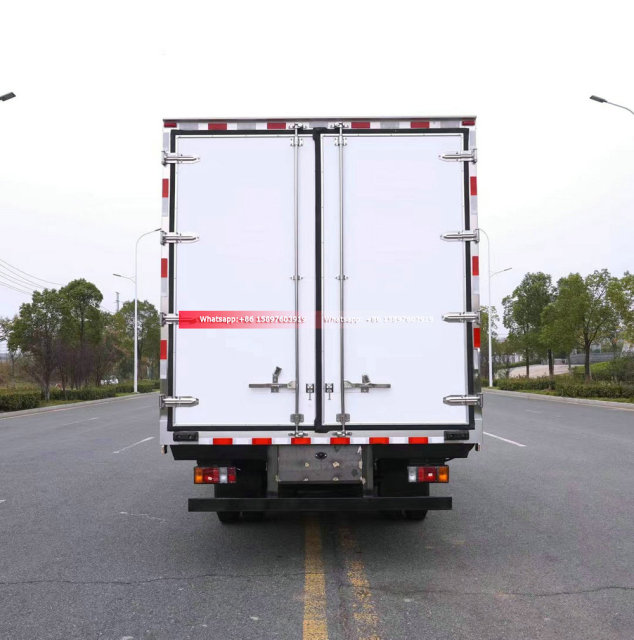 5Tons ISUZU KV600 132HP Truck With Cooling Room