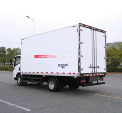 5Tons ISUZU KV600 132HP Truck With Cooling Room