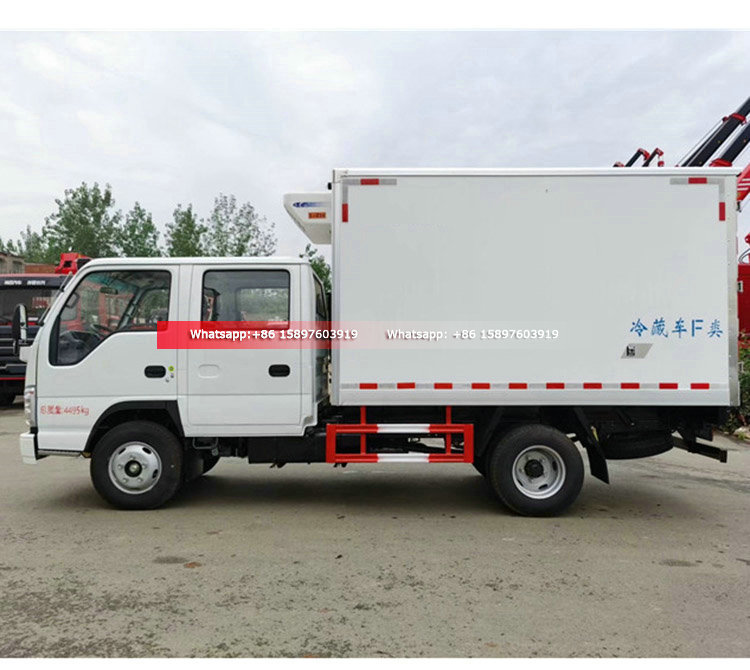 Small ISUZU Double Cabin Refrigerated Truck 98HP 120HP
