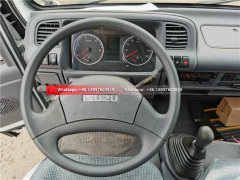 Small ISUZU Double Cabin Refrigerated Truck 98HP 120HP