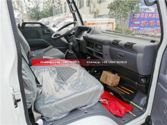 Small ISUZU Double Cabin Refrigerated Truck 98HP 120HP