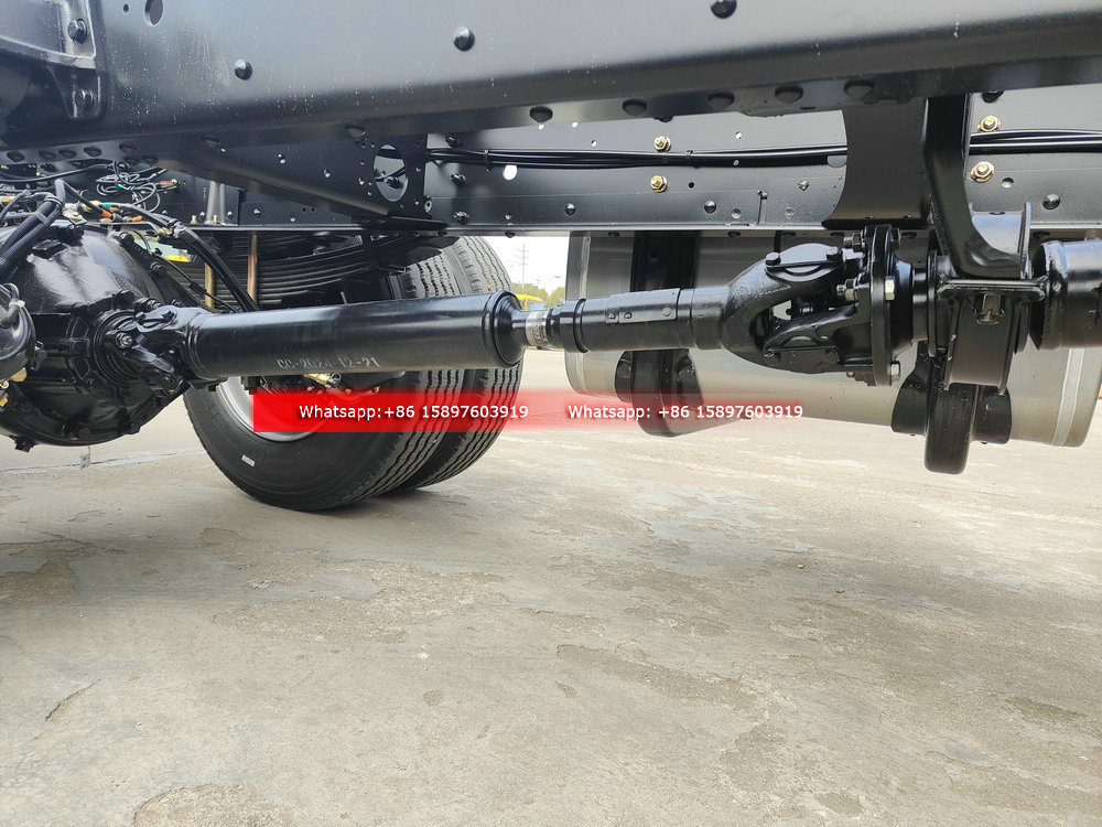 6Wheels ISUZU GIGA 4X 205HP High Altitude Operation Truck 45m Telescopic Booms